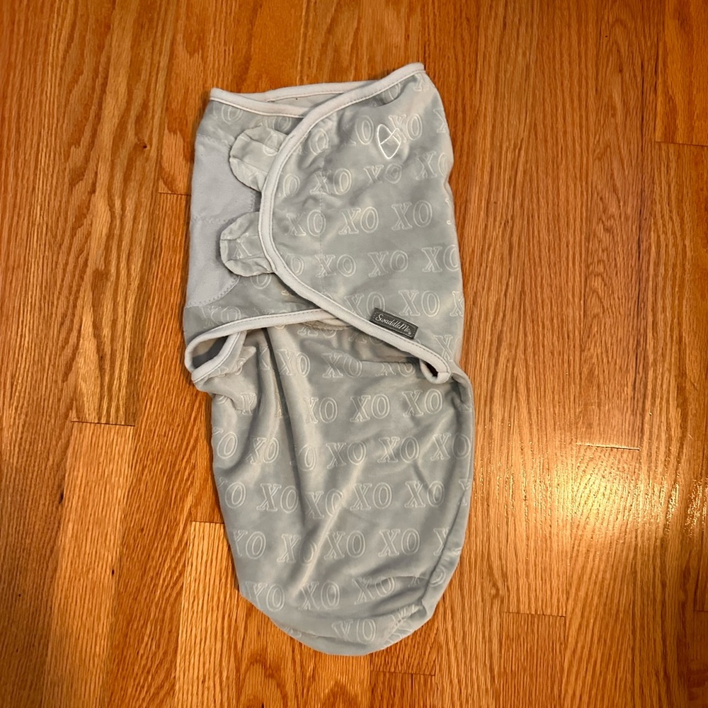 SwaddleMe